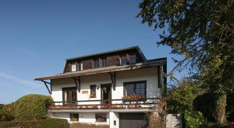 Hillside Stay near Coo Fall Vacation rental in Trois-Ponts