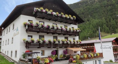 Chalet in Vent near Stablein Ski Lift Apartment in Trentino-South Tyrol