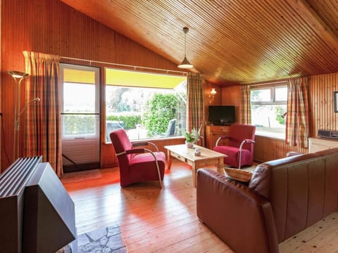 Peaceful Holiday Home near Centre in Burgh Haamstede Vacation rental in Burgh-Haamstede