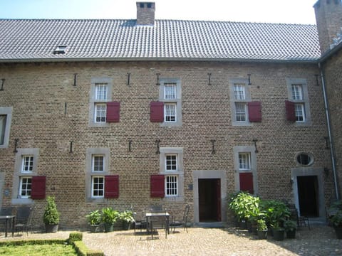 Modern Getaway w Terrace Apartment in Limburg (province)