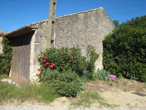 Comfortable gite in Oppede, France Vacation rental in Ménerbes