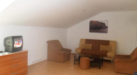 Courtyard Stay in Town Apartment in Lopud