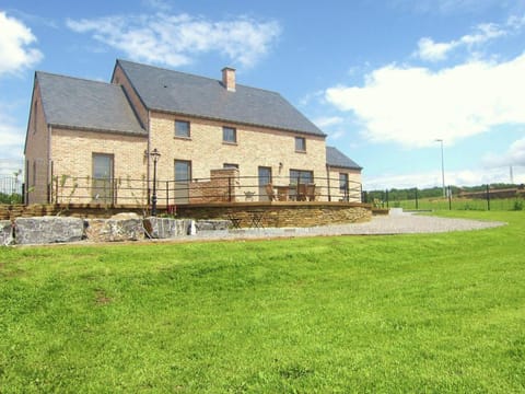 Holiday Home in Vodelee near Lacs de lEau dHeure Vacation rental in Wallonia, Belgium