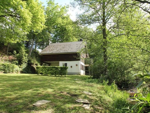 Holiday Home in Stoumont with Sauna  Garden Vacation rental in Trois-Ponts
