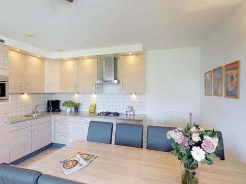 Villa in Zeeland with Private Terrace Villa in Wolphaartsdijk