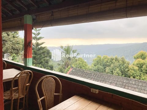 Taman Ayu Homestay Munduk Mitra RedDoorz Vacation rental in Bali