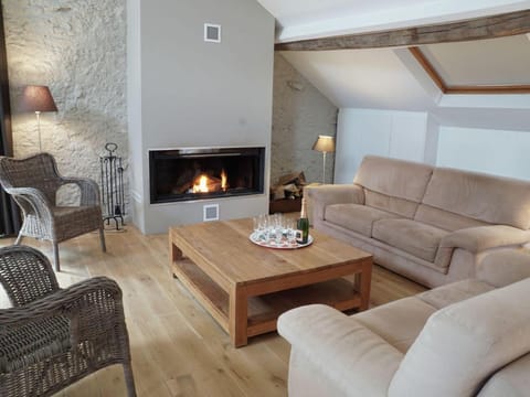 House in Ardennes with River and Forest Views Vacation rental in Wallonia, Belgium