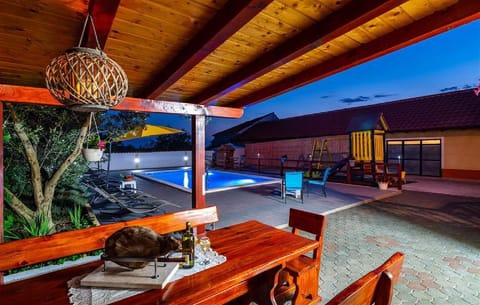 Holiday home Vesna with pool Apartment in Šibenik-Knin County, Croatia