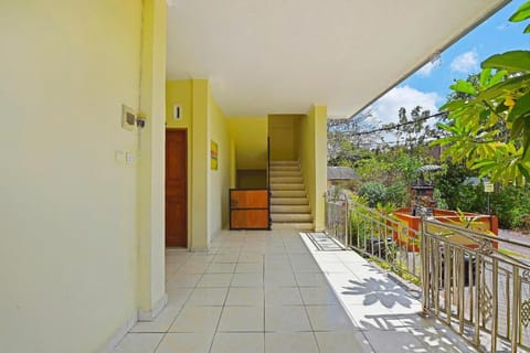 OYO Life 90675 Ld Residence Hotel in Kuta Selatan