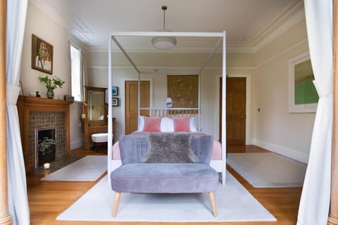 Home Farm Farm Stay in Scotland