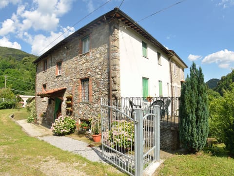 Pescaglia Serene Retreat Vacation rental in Emilia-Romagna