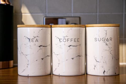 Manhattan Apartment - City Centre - Free Parking Apartment in Milton Keynes