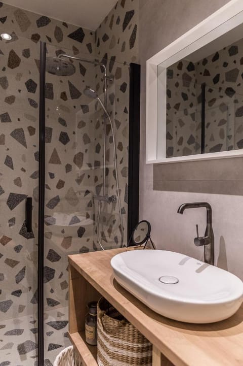 O'live  Residence -Penthouse with pool view Apartment in Šibenik-Knin County, Croatia