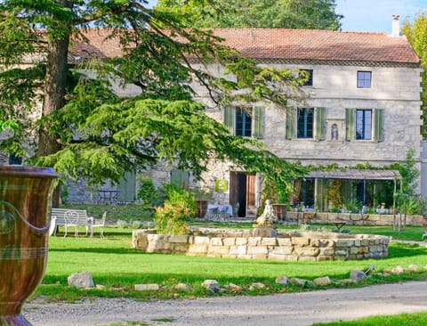 Bastide de Bellegarde Bed and Breakfast in Villeneuve-lès-Avignon