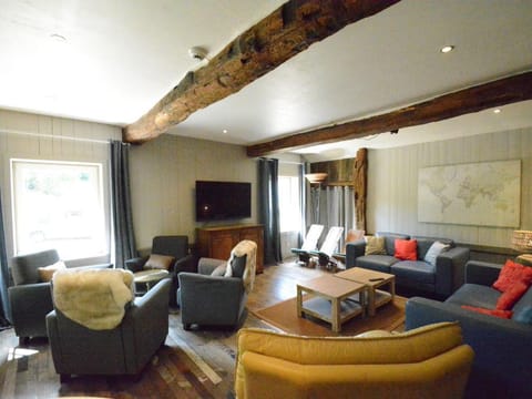 Stunning home in Bièvre with  Vacation rental in Wallonia, Belgium