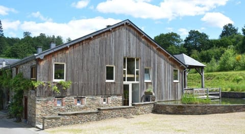 Stunning home in Bièvre with  Vacation rental in Wallonia, Belgium