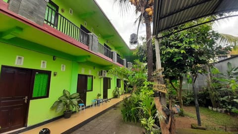 OYO 90714 Umah Pande Tabanan Near Tanah Lot Hotel in Kediri