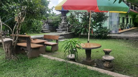 OYO 90714 Umah Pande Tabanan Near Tanah Lot Hotel in Kediri