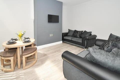 Townhouse @ Lawton Street Crewe Vacation rental in Crewe