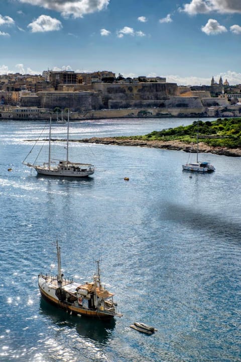 Land's End, Boutique Hotel Hotel in Sliema