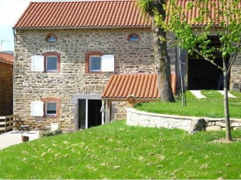 Holiday home with private terrace Vacation rental in Auvergne-Rhône-Alpes
