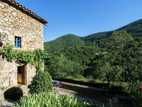 Fabulous holiday home with mountain views Apartment in Provence-Alpes-Côte d'Azur