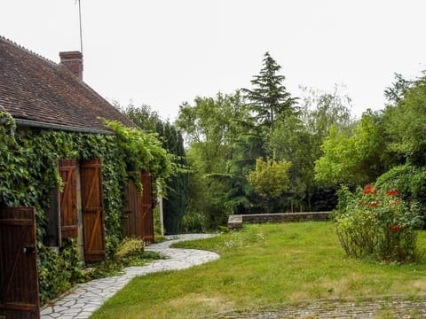 Delightful holiday home with a large private swimming pool, perfect for families Vacation rental in Centre-Val de Loire