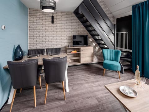 Stylish Apt by the Sea Apartment in Bruinisse