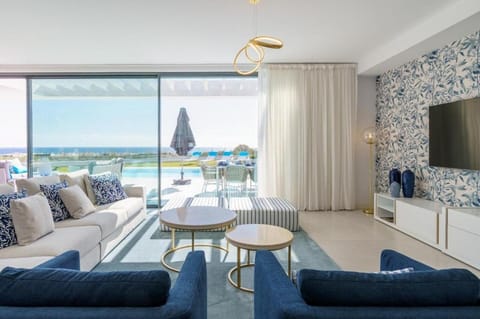 CT 123 - CaboRoyale I Villa in Sitio de Calahonda