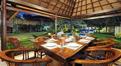 Villa Seminyak William Hotel in North Kuta