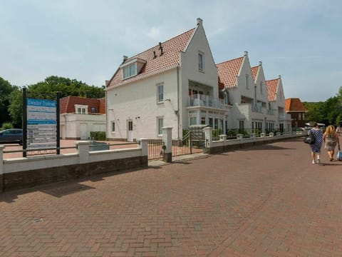 Spacious Apartment in Koudekerke with Terrace Apartment in Koudekerke