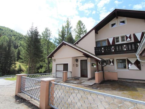 Holiday home in Innerkrems in Carinthia with sauna Vacation rental in Carinthia, Austria