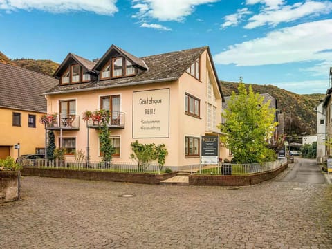 Alluring Holiday Home in Ernst with Balcony Vacation rental in Cochem-Zell