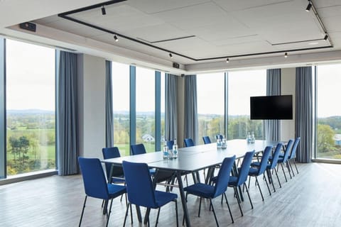 Courtyard by Marriott Exeter Sandy Park Hotel in Exeter