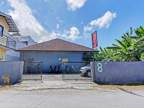 OYO 90817 Elite Star Tukad Badung Hotel in Denpasar