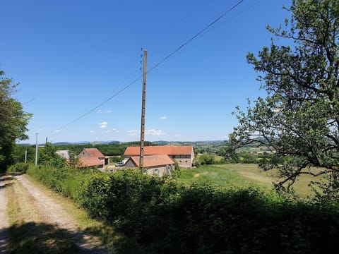 Holiday Home in Grury with Pool  Garden Vacation rental in Bourgogne-Franche-Comté