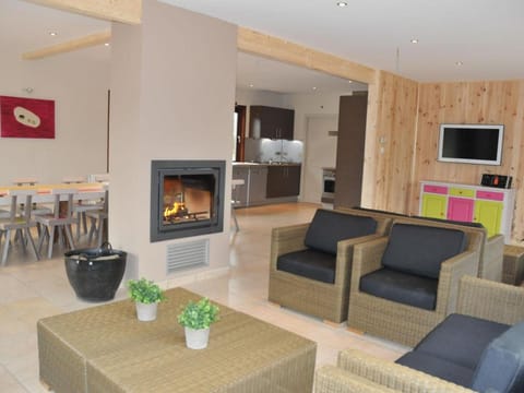 Holiday Home in Houyet with Private Sauna Vacation rental in Wallonia, Belgium