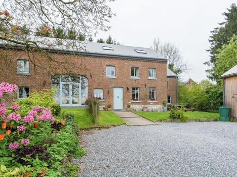 Pleasant holiday home with garden in Ciney Vacation rental in Wallonia, Belgium