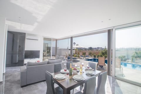 Protaras Holiday Villa Bp15 Hotel in Protaras