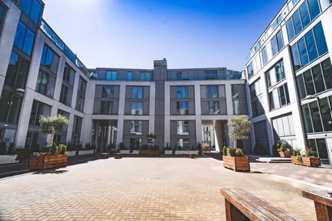 Home from home (Mailbox location and free parking) Apartment in Metropolitan Borough of Solihull