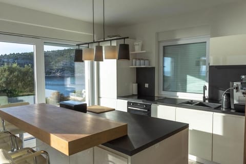 Villa Esquel - with Heated pool Villa in Šibenik-Knin County, Croatia