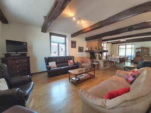 Pleasant Holiday Home in Herbeumont near Semois River Vacation rental in Wallonia, Belgium