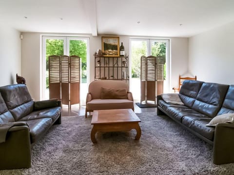 Holiday Home in Treignes for 9 Person Vacation rental in Wallonia, Belgium