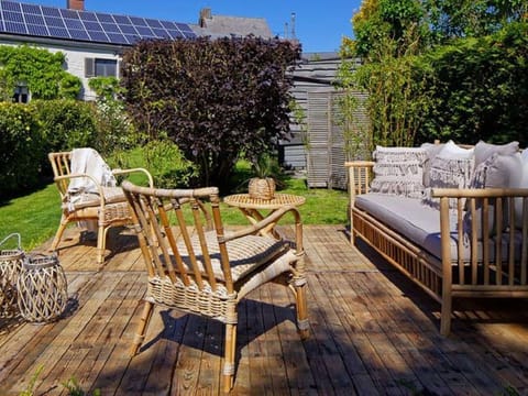 Charming cottage in a farm with views Vacation rental in Wallonia, Belgium