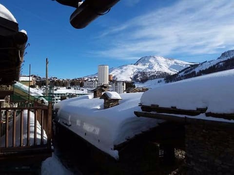 Baita Plagnol Near Sestriere Ski Slopes Vacation rental in Sestriere