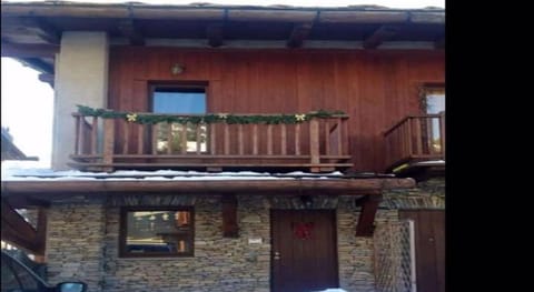 Baita Plagnol Near Sestriere Ski Slopes Vacation rental in Sestriere