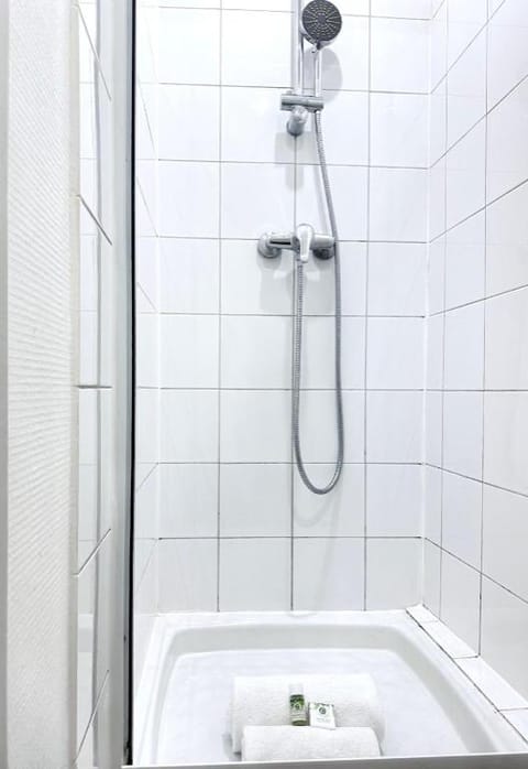 B 5495 - Porte de Versailles- Studio spacieux Apartment in Paris