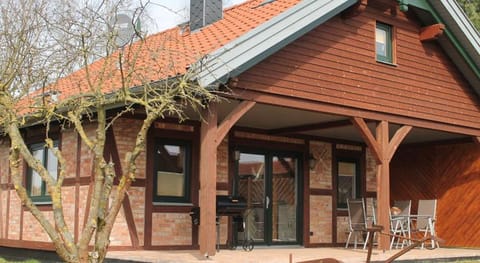 Gemutliches Appartement in Brusow mit Garten Vacation rental in Mecklenburg-Vorpommern, Germany