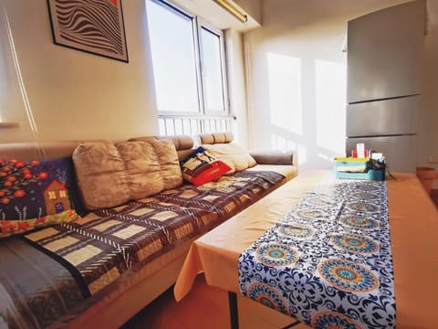 Y央美明润广场燕达疗养院出京首站火车站东贸服装城大床观景落地窗房东直营长租短租日租差旅休闲安静免打扰 Apartment in Tianjin