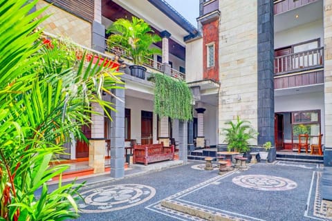 Dancenter New Asta Graha Homestay Hotel in Kuta